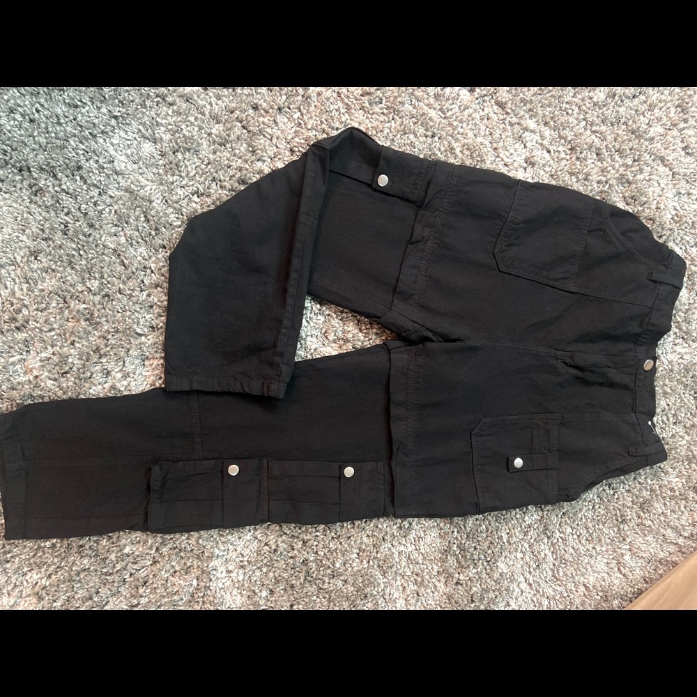Black Cargo pants